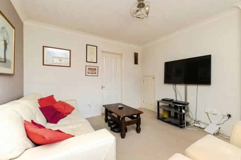 3 Bed House Near Biggleswade Train Station
