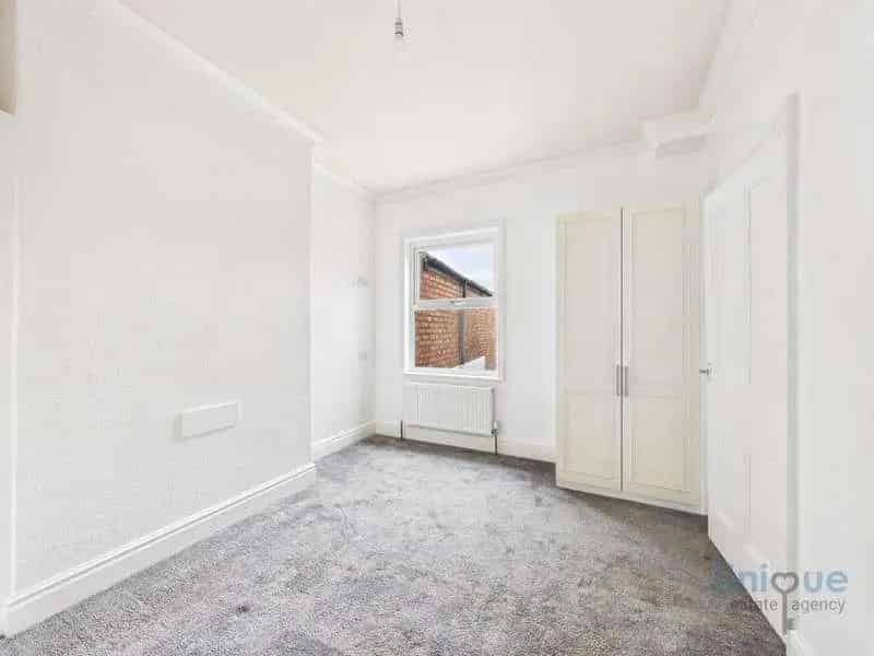 3 Bed House For Sale Near Lytham Green