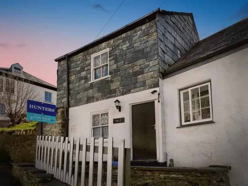 2 Bedroom Cottage For Sale Launceston Town Centre