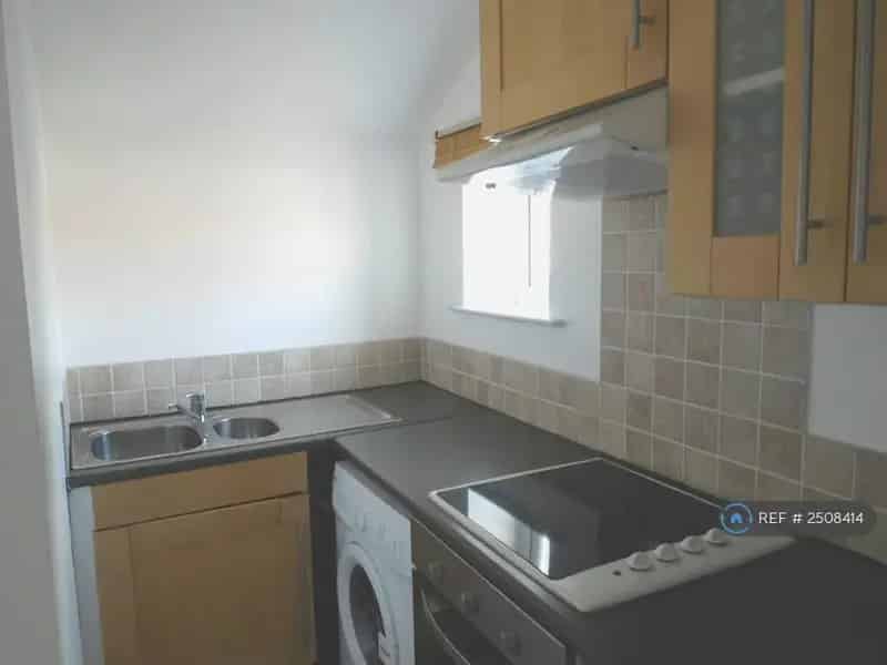 Studio Flat Single Occupancy St George