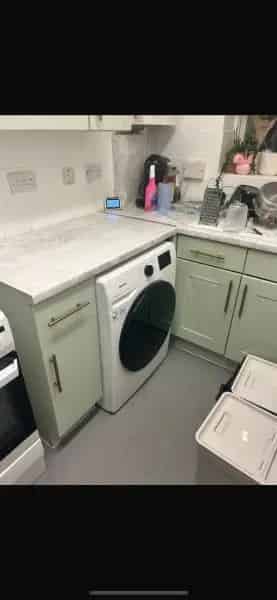 2 Bedroom House with Garden near New Cross Stations