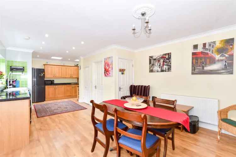 5 Bedroom Semi Detached House For Sale