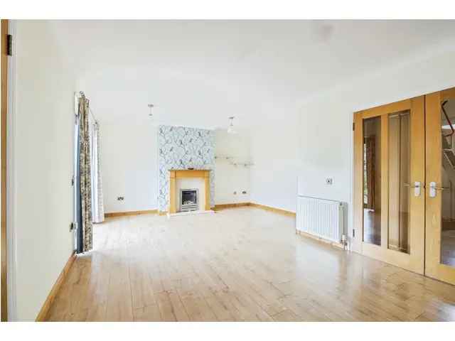 2 Bedroom Bungalow for Sale in Broughty Ferry