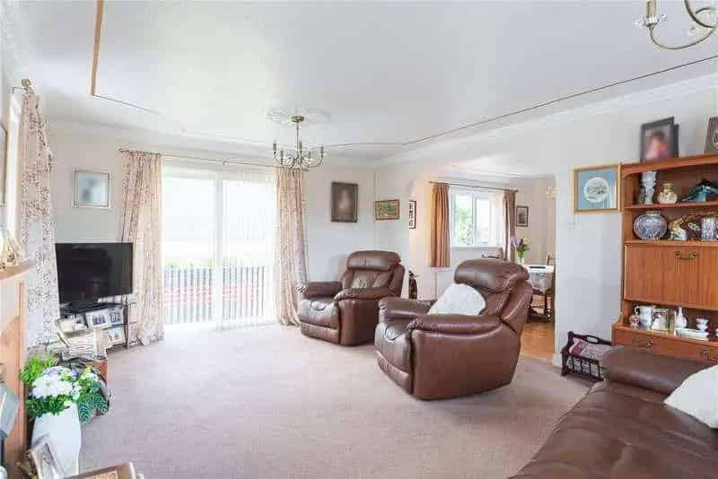 4 Bed Detached House for Sale