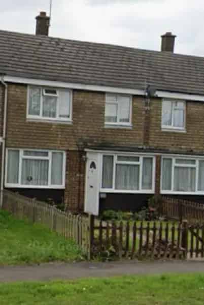 3 Bedroom Terrace House Near Amenities
