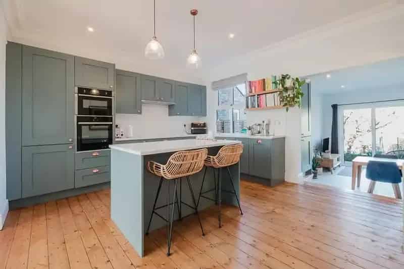 4 Bedroom Victorian Terraced House For Sale