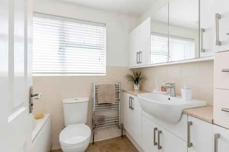 Three Bedroom Semi Detached House in Brentry Bristol