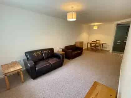 2 Bed Flat Fallowfield Manchester Furnished Apartment Parking Ensuite