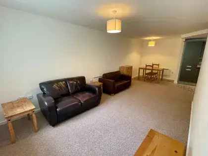 2 Bed Flat Fallowfield Manchester Furnished Apartment Parking Ensuite