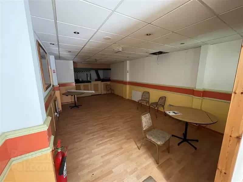 Restaurant Premises with Living Space For Sale