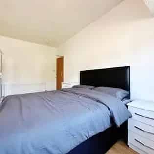 1 room room of 74 m² in Birmingham