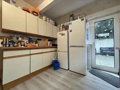 4 Bedroom Student House Near Solent University Southampton