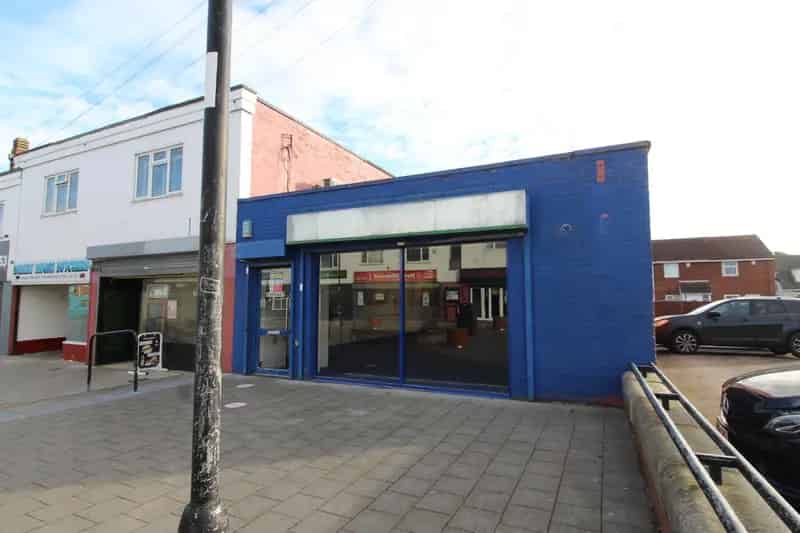 Retail Unit For Sale By Auction 1022 sq ft