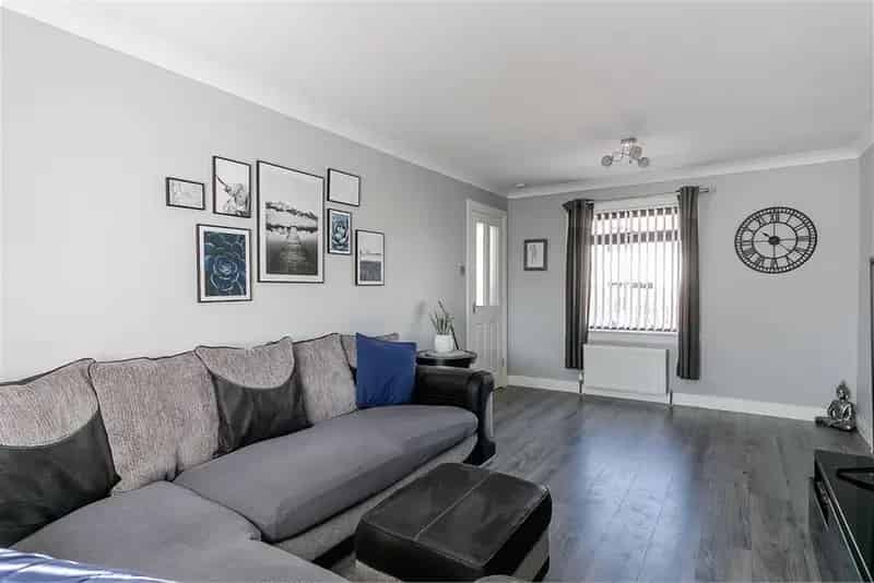 2 Bed House Terraced with 1 Reception Room