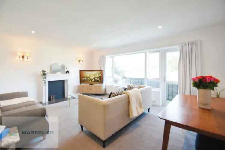 2 Bedroom Flat for Sale in Oatlands Village