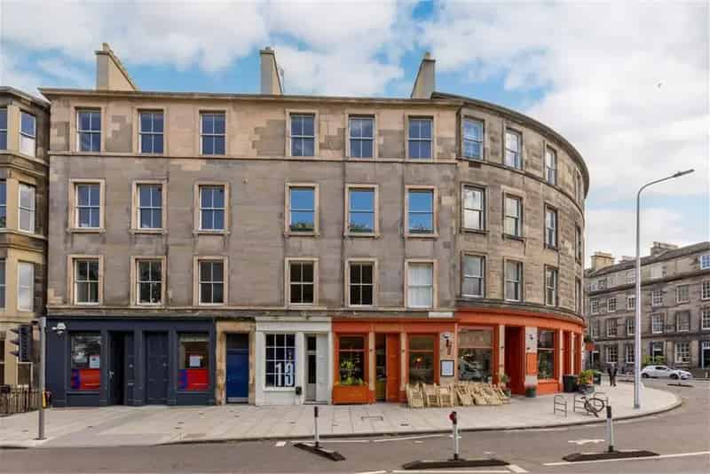 2 Bed Flat New Town Edinburgh 2 Reception Rooms Spacious Modern Kitchen
