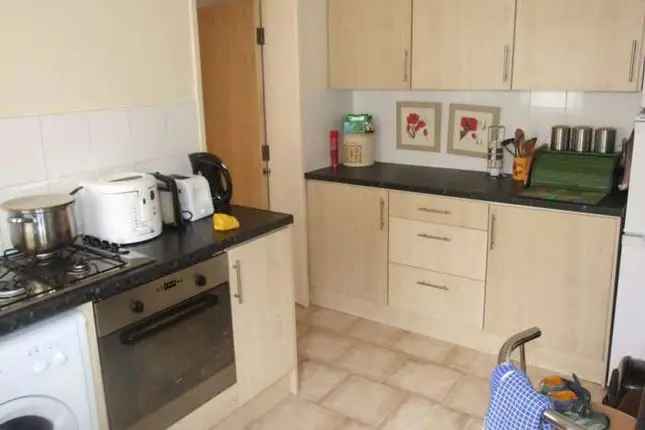 2 Bedroom Flat to Rent in Roath Cardiff