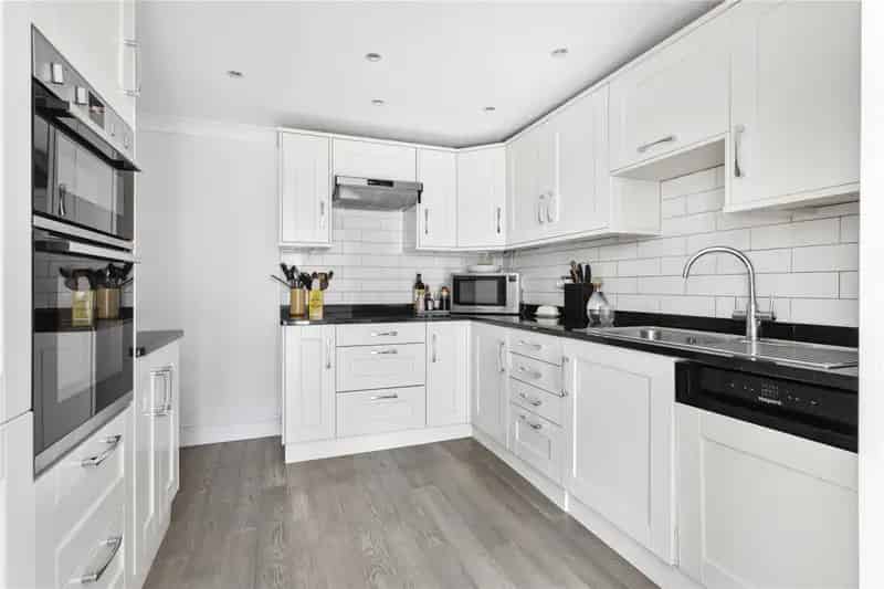 4 Bedroom House in London De Beauvoir