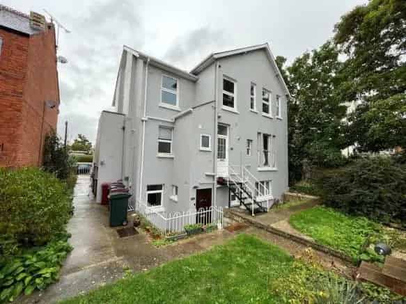 3 Bedroom Flat to Rent