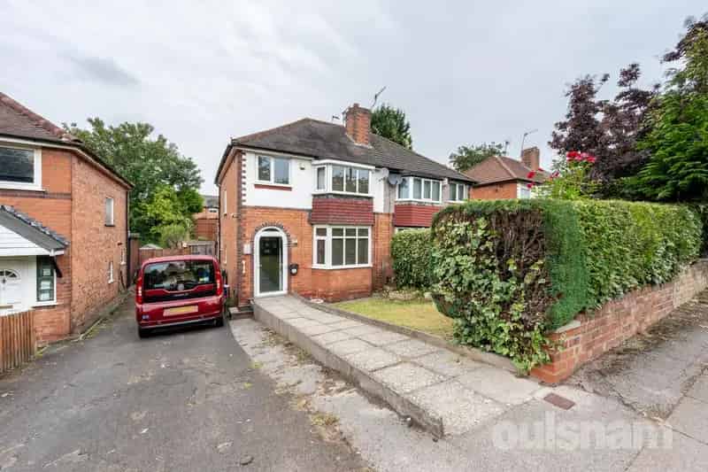 3 Bedroom Semi Detached House for Sale in Northfield