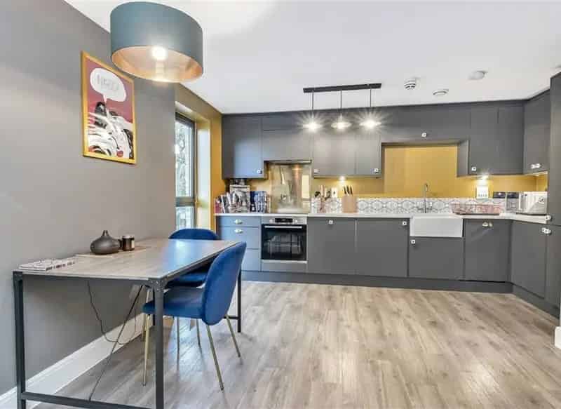 3 Bedroom Apartment near Bermondsey Station