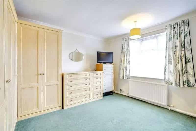 3 Bed Detached House For Sale Bramcote