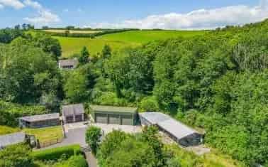 Countryside Hown House 28.4 Acres River Fishing Multi Outbuildings