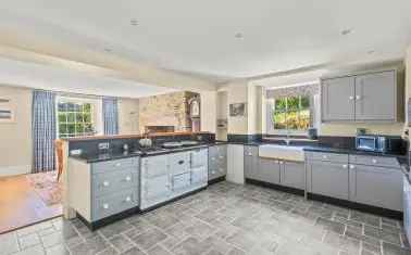 House For Sale in South Hams, England