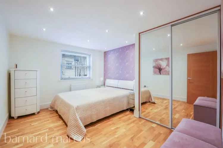 One Bedroom Apartment Near Station Contemporary Living