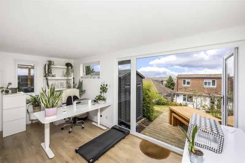 4 Bedroom Semi Detached Bungalow For Sale