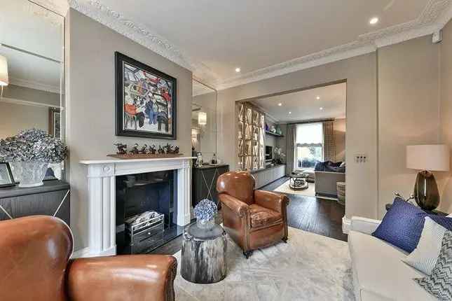 Stunning Grade II Listed House for Sale in London SW3