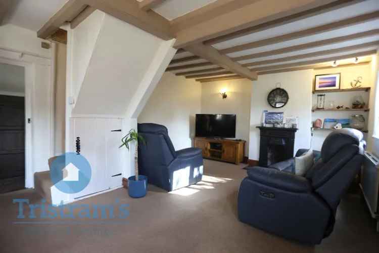 3 Bedroom Detached House to Rent in Stapleford