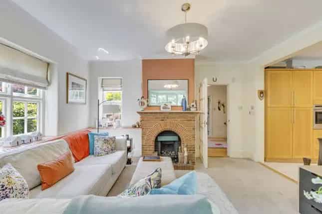 Detached House for Sale Northway London NW11
