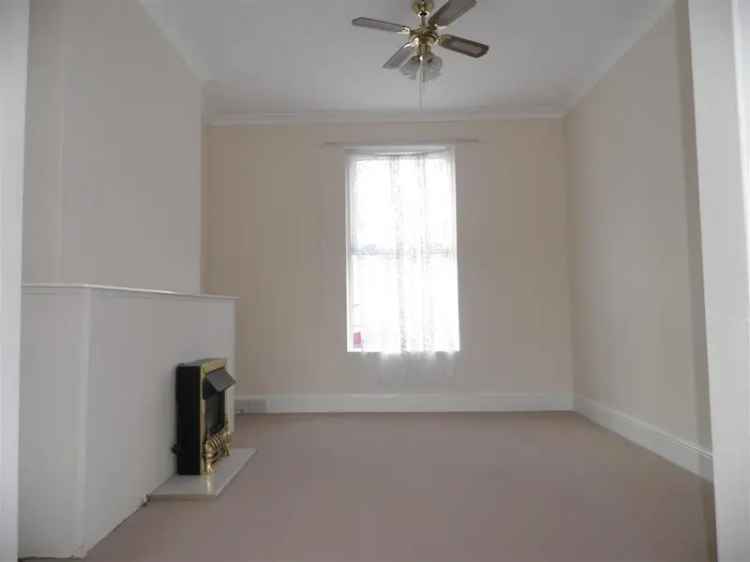 Three Bedroom House in Peverell Zero Deposit Available