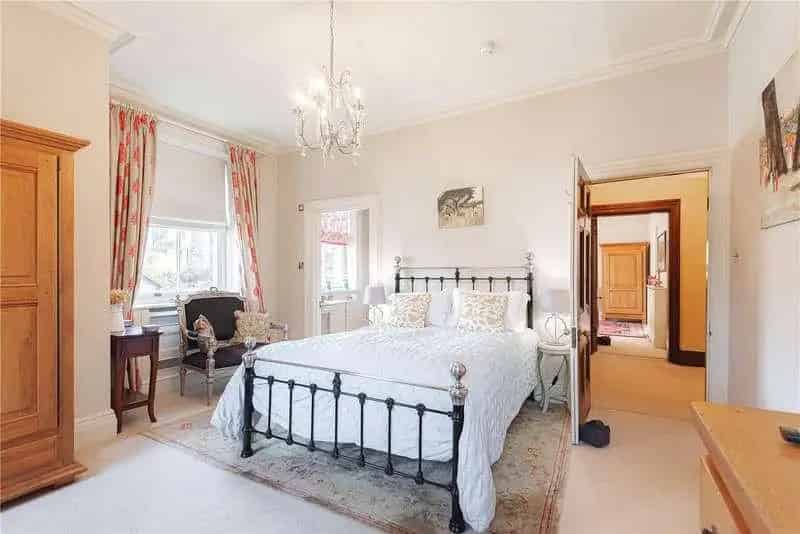 7 Bed House for Sale - Victorian Elegance Meets Modern Comfort