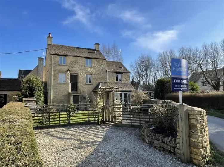 2 Bedroom Detached House for Sale in Cotswolds