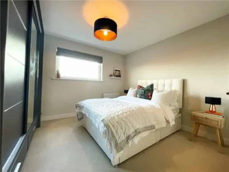 2 Bedroom Flat To Rent Available 2025