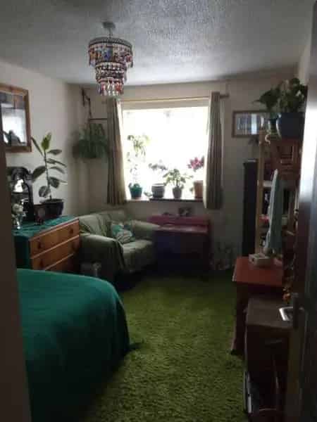One Bedroom Bungalow Near Town Centre Over 55s Sheltered Accommodation