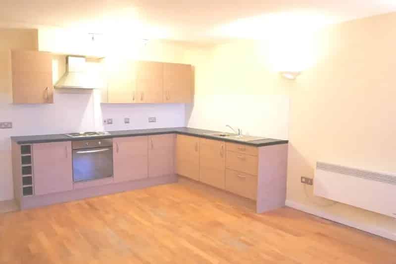 2 Bedroom Apartment Woolwich - Near Station - Available Mid September