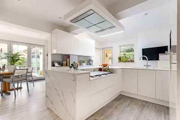 Upper Old Park Lane, Farnham, Surrey, GU9 0AS | Property for sale | Savills