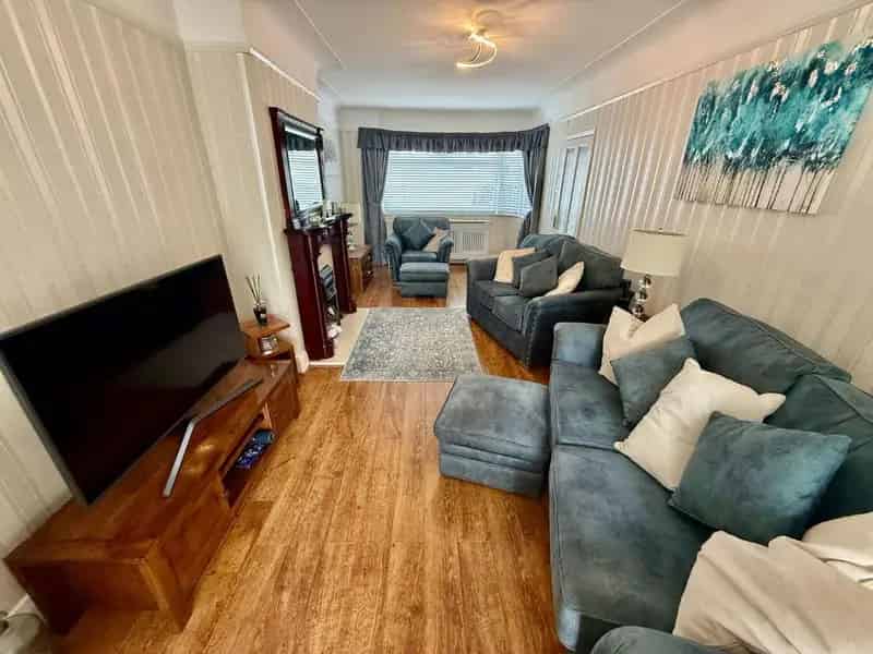 3 Bed House for Sale Extended Semi Detached Family Home