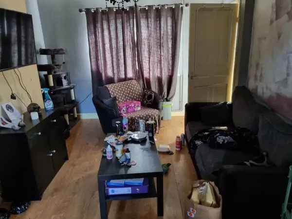 2 Bed House Near Chesterfield Town Centre