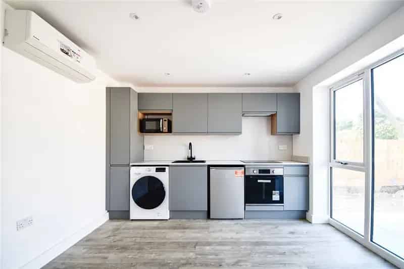 1 Bedroom Apartment to Rent in Cambridge South City