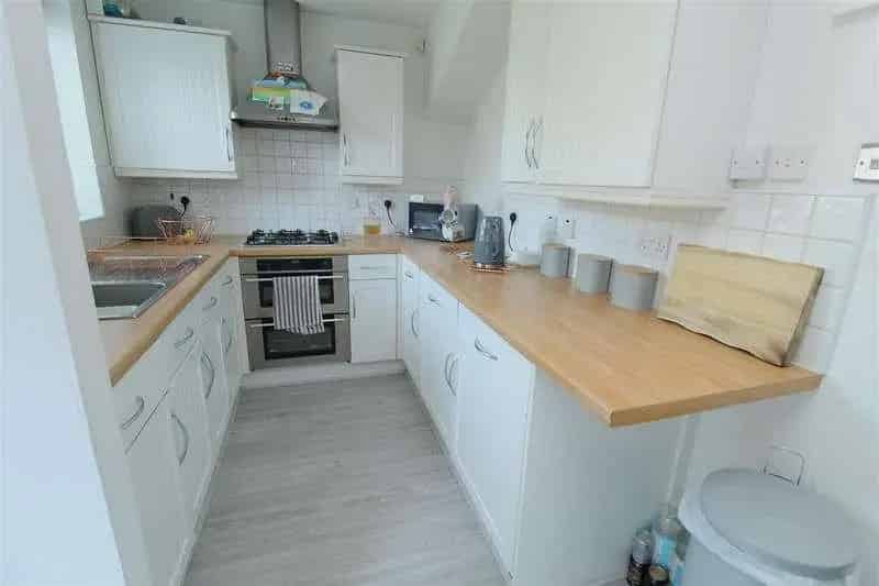 3 Bed Semi-Detached House For Sale