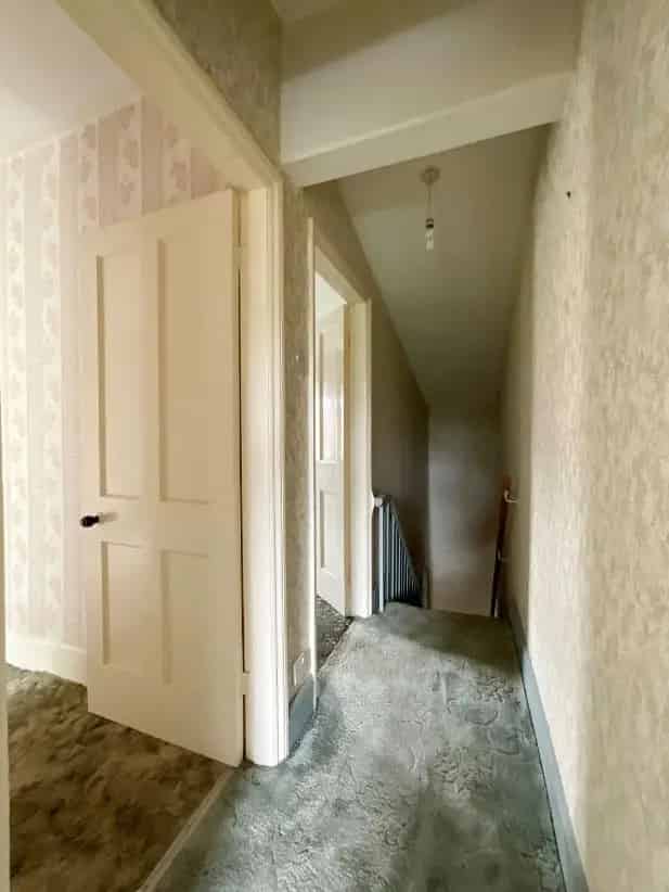 3 Bed House For Sale Near Town Centre