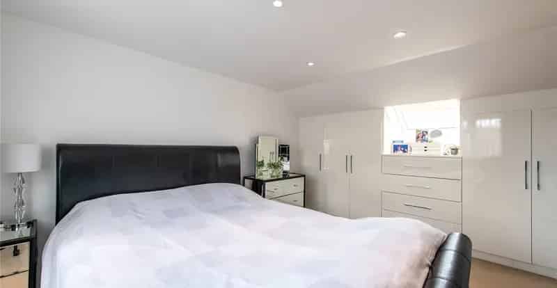 4 Bedroom House for Sale - Family Home with Extension and Loft Conversion
