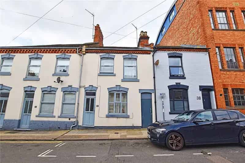2 Bed Property for Sale