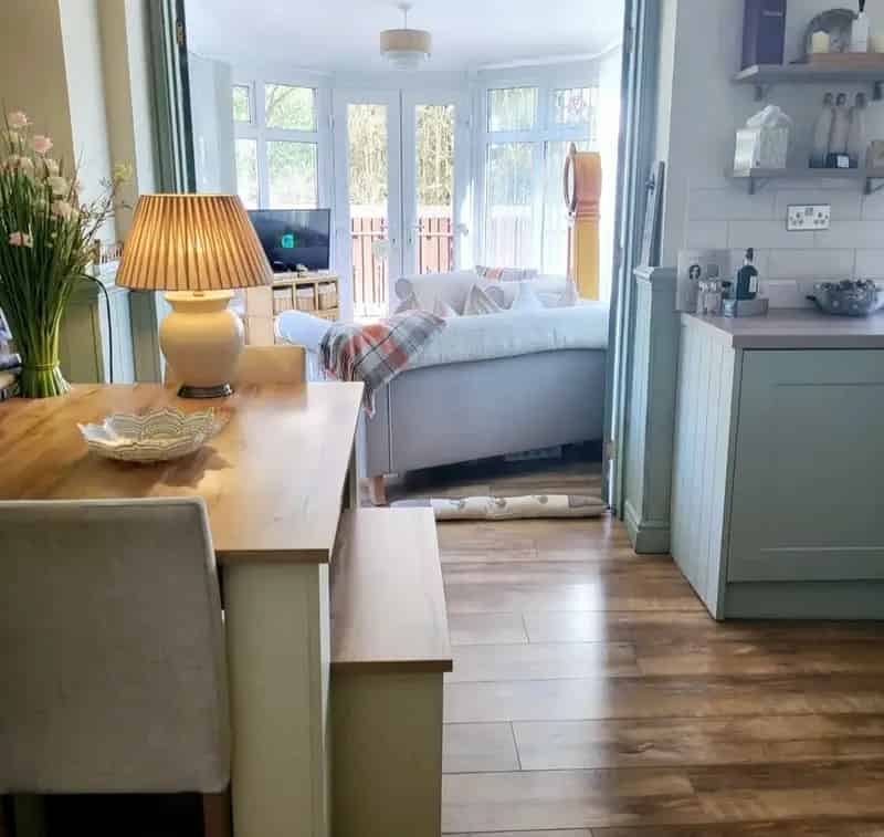 3 bedroom semi-detached house