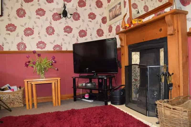 3 Bed Detached House For Sale