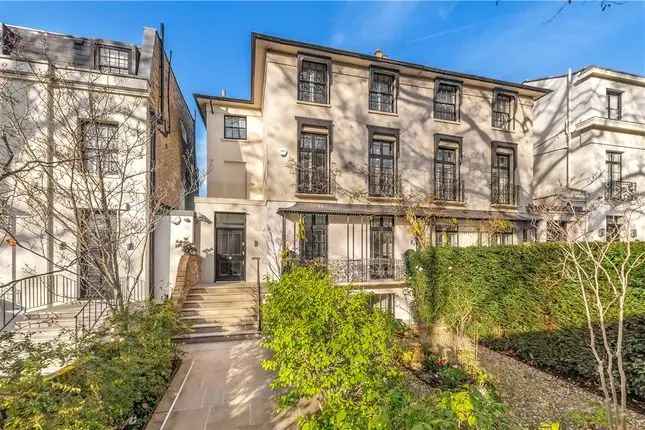 5 Bedroom Victorian House for Sale in Holland Park